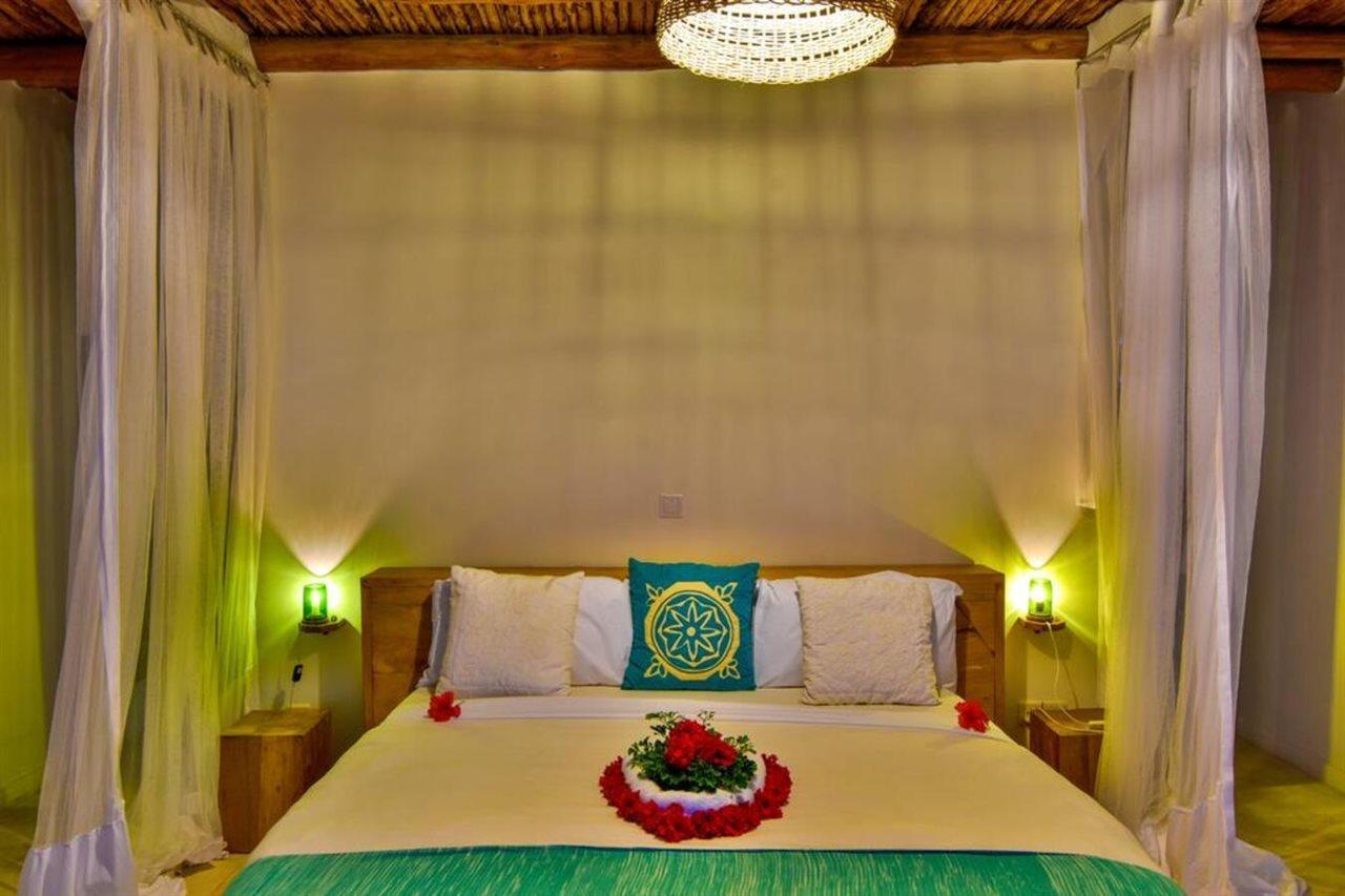 Zanbluu Beach Hotel Kiwengwa  Bagian luar foto