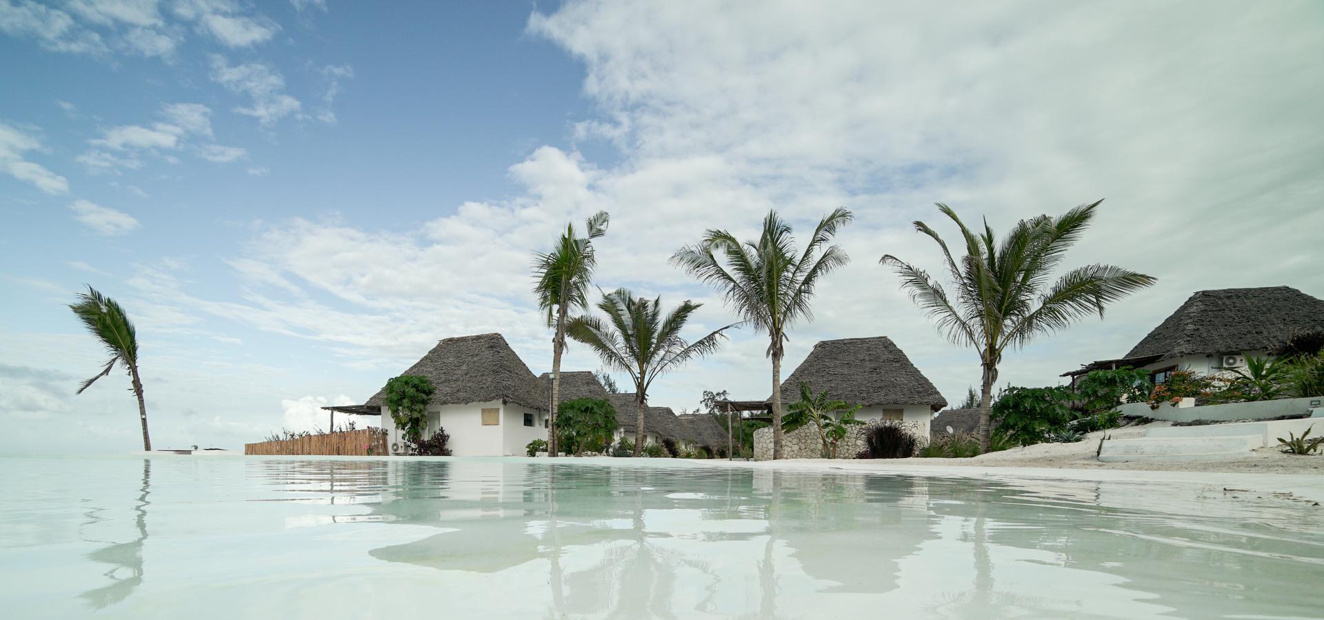Zanbluu Beach Hotel Kiwengwa  Bagian luar foto