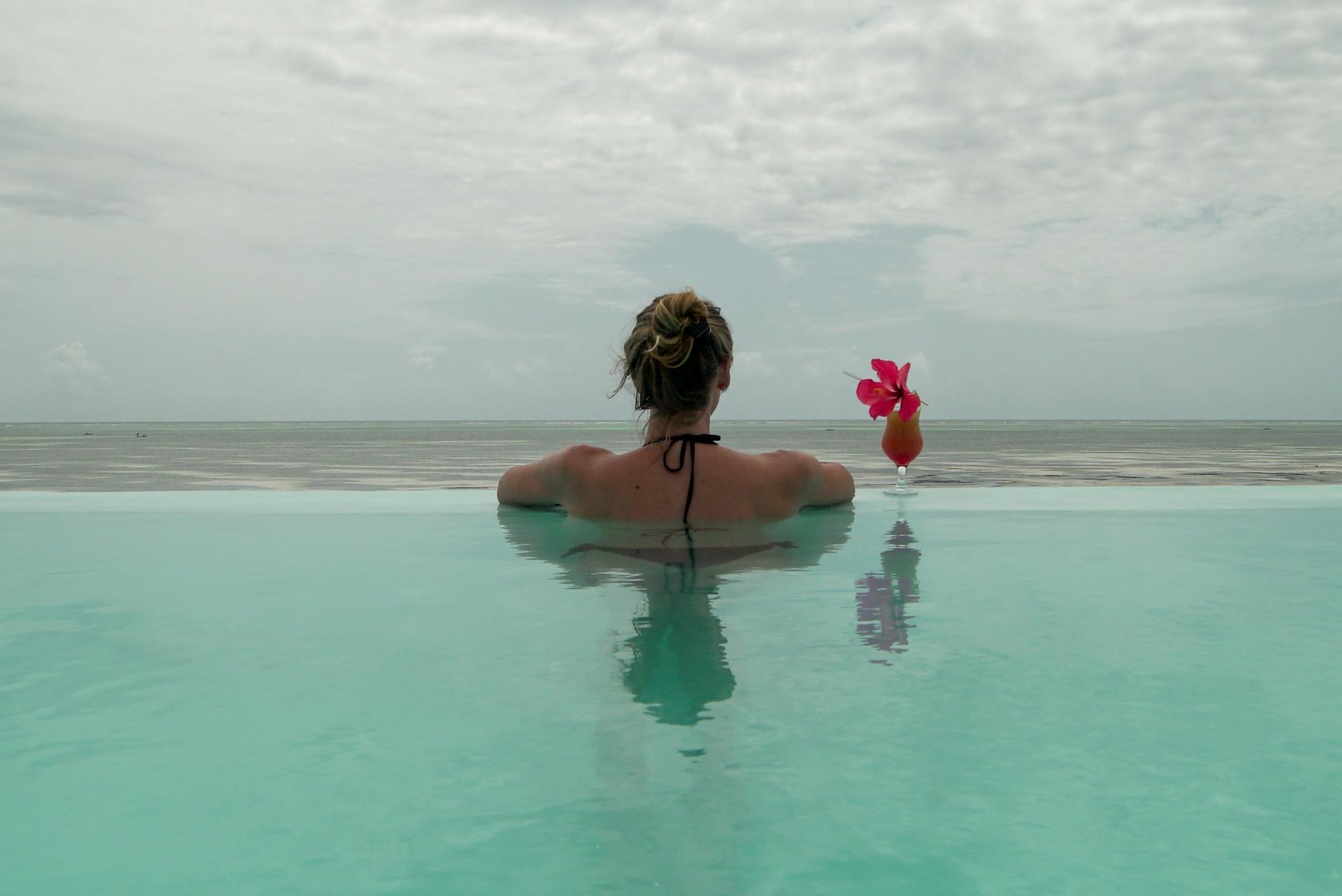 Zanbluu Beach Hotel Kiwengwa  Bagian luar foto