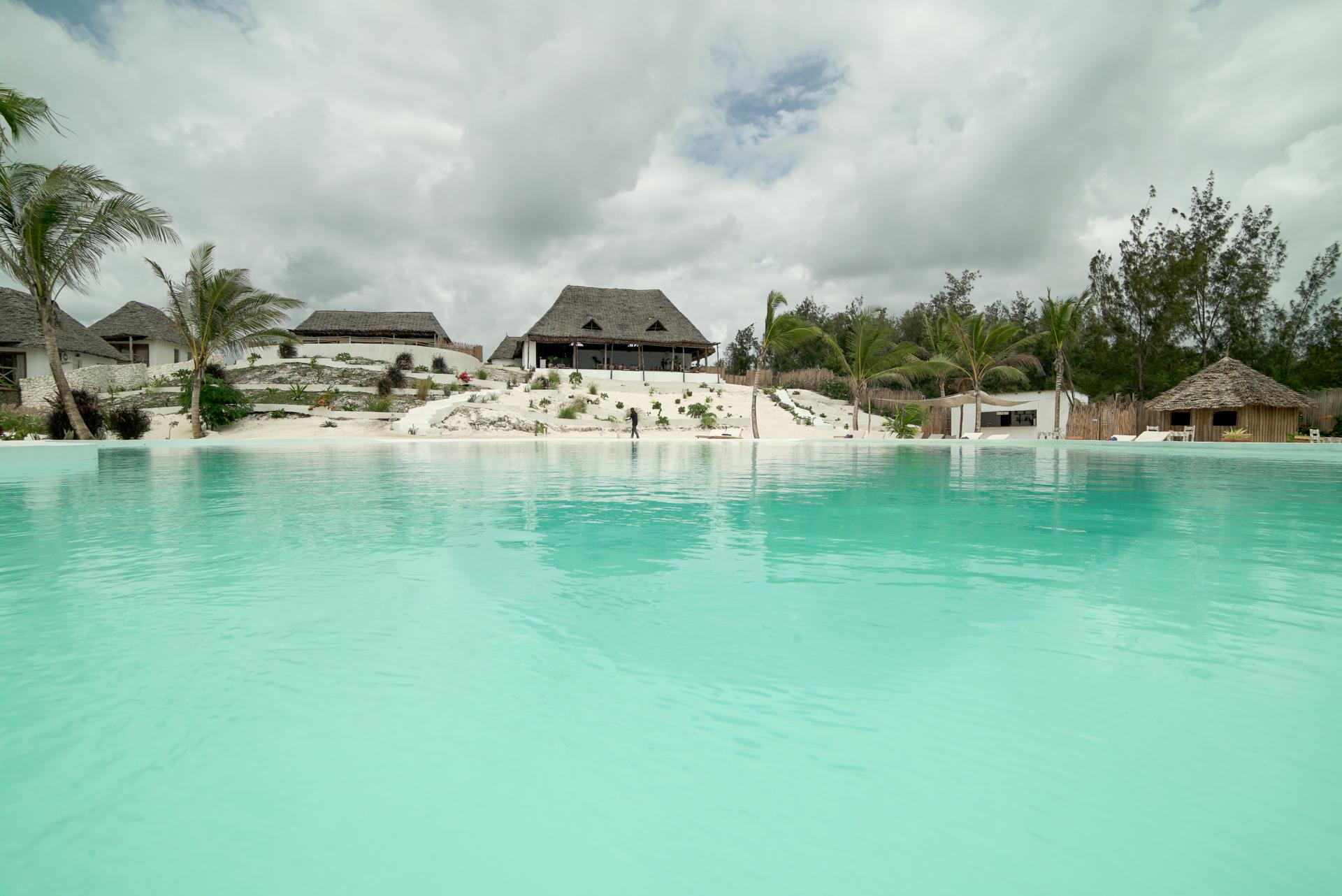 Zanbluu Beach Hotel Kiwengwa  Bagian luar foto