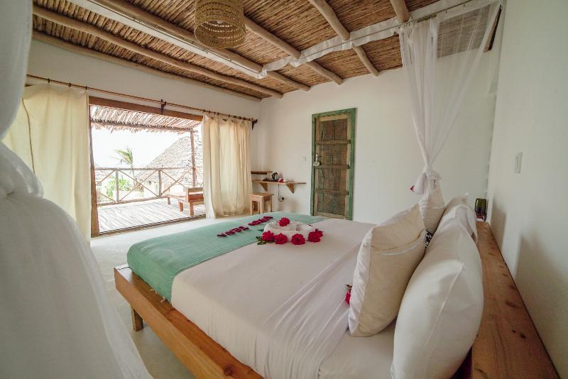 Zanbluu Beach Hotel Kiwengwa  Bagian luar foto