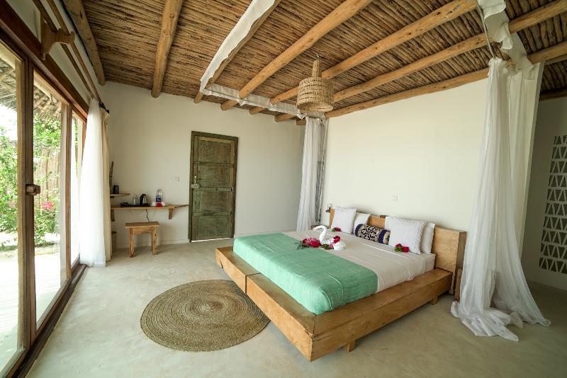 Zanbluu Beach Hotel Kiwengwa  Bagian luar foto